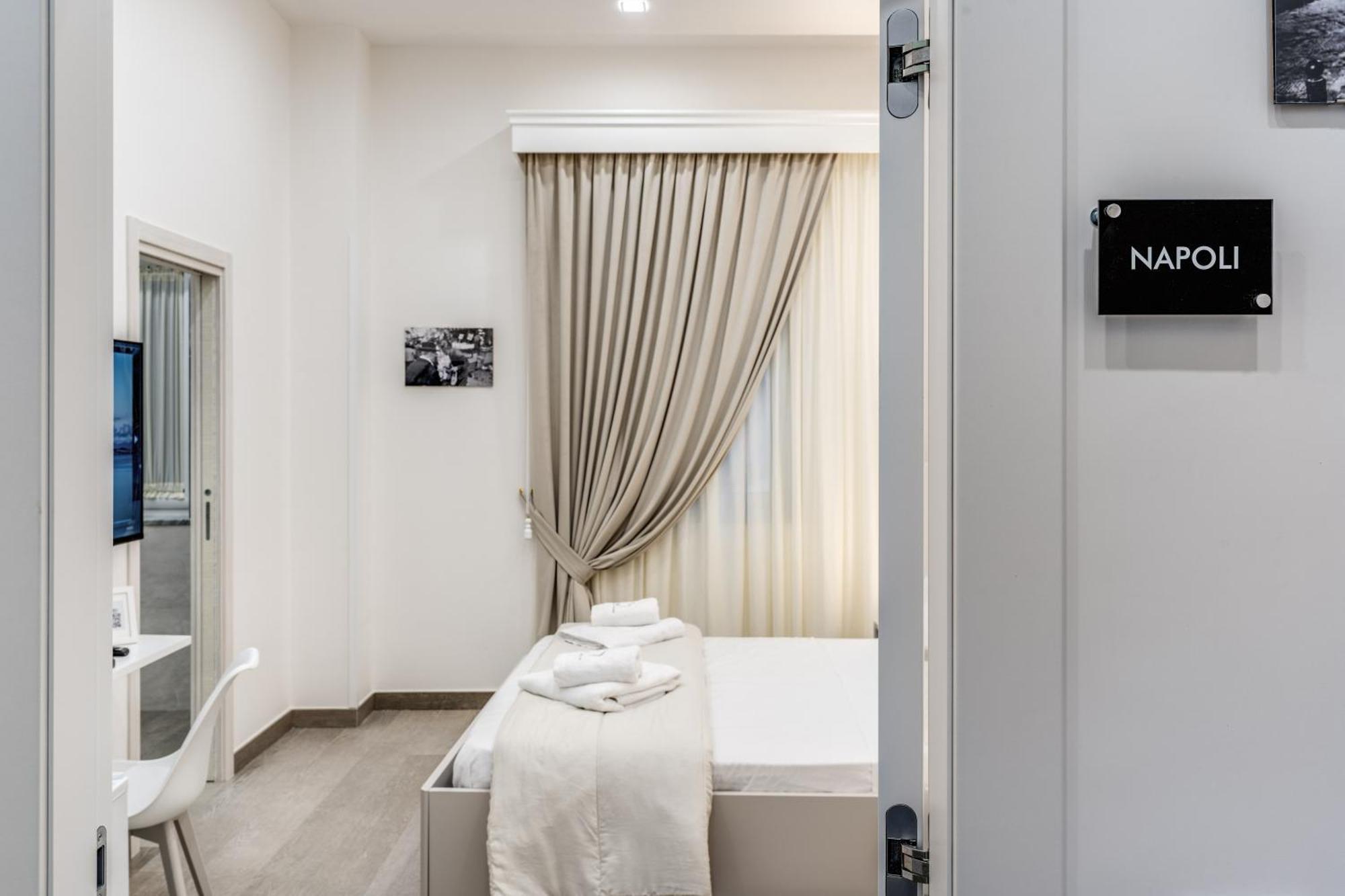 Rafilina's House Bed & Breakfast Naples